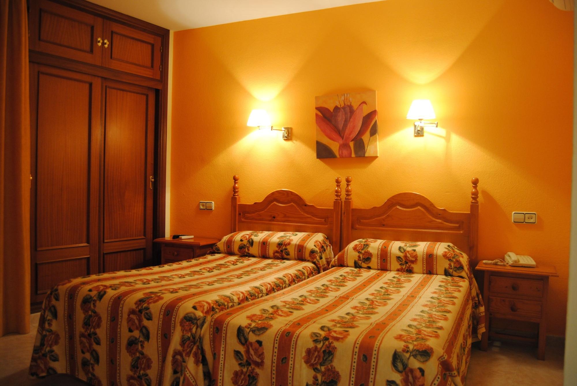 Hostal Italia 푸엔히롤라 외부 사진
