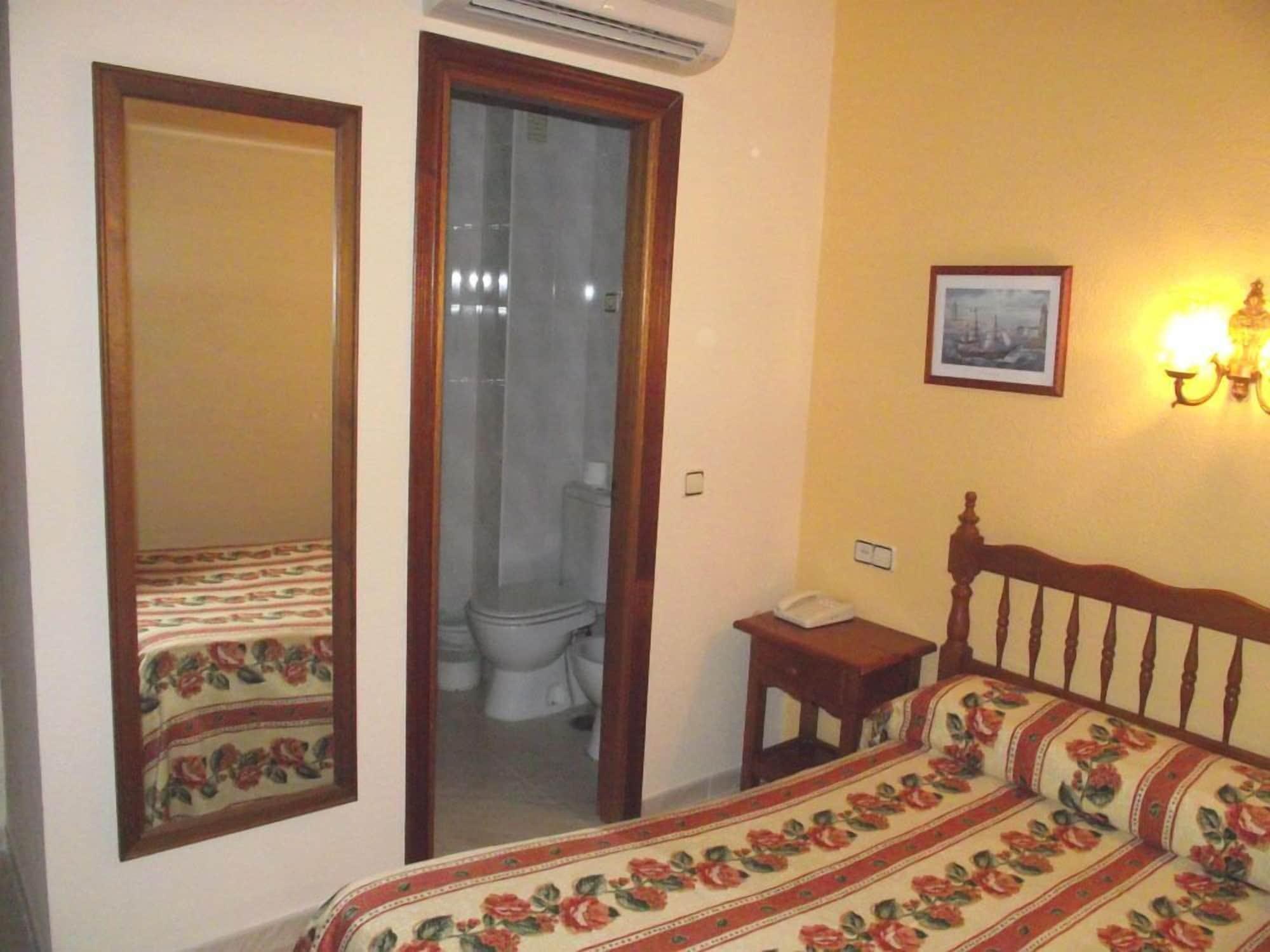 Hostal Italia 푸엔히롤라 외부 사진